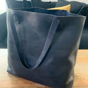 MADEWELL The Transport Tote in Midnight Blue!